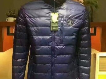 图 专卖店品牌衣服外贸断码清货批发 深圳服装 鞋帽 箱包