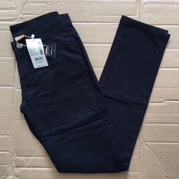 图 万优汇正品尾货批发 品牌服装批发 运动正品尾货 重庆服装 鞋帽 箱包