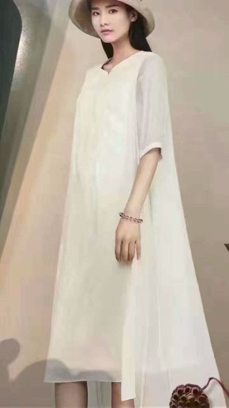 杭州大牌世纪蓝天 高端女装折扣批发与广州二手服装市场的商业机遇